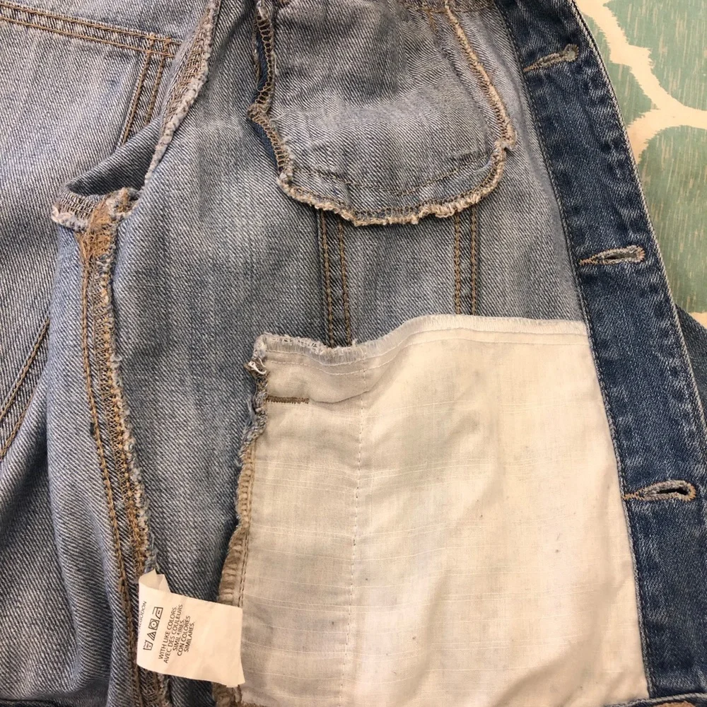 Children’s Place Boy’s Denim Jacket Medium (7/8) - Picture 5 of 6